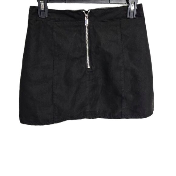H&M Devided Black Mini Skirt Size 6‎ - Picture 1 of 7